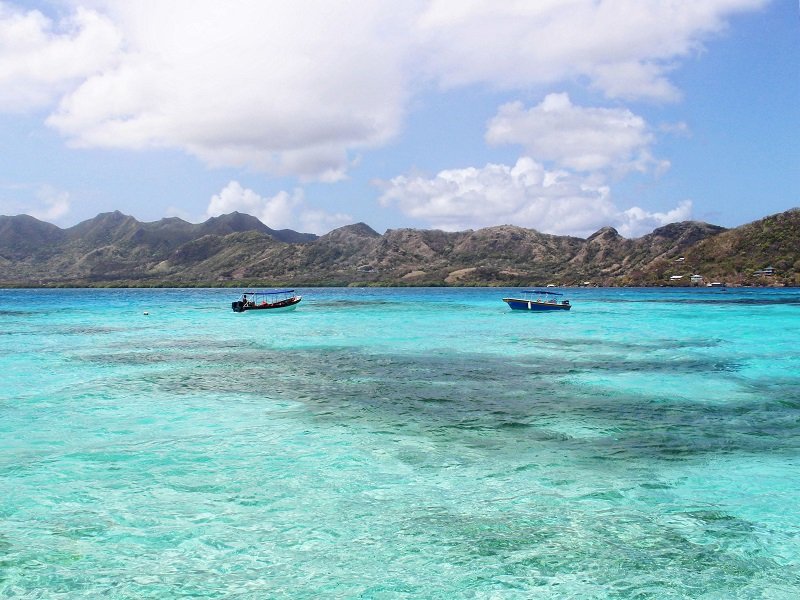 Les eaux turquoises autour de Providencia en Colombie